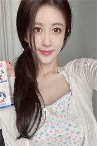 全文阅读穿成星际文里的贫穷大小姐