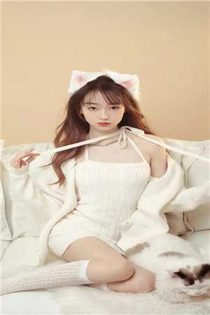 女帝重生，皇叔他独得恩宠畅销巨著