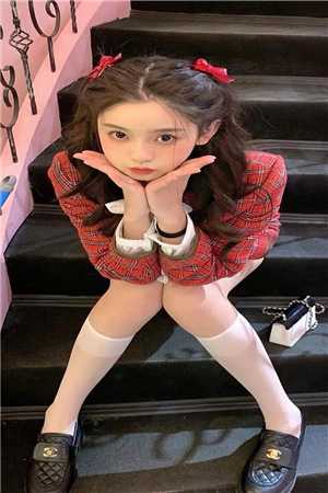 全章节穿越后，我每天都在和前任复合