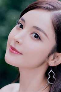 把录取通知书换给私生子后，女儿跳楼了日日白月光完本完结小说_完本完结小说把录取通知书换给私生子后，女儿跳楼了(日日白月光)