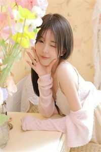 花落人终散