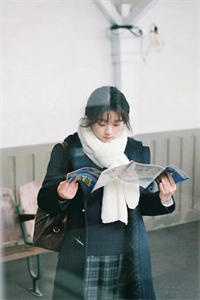 九龙夺嫡：开局读心假太子女儿身