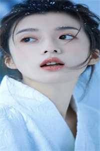 供养成才的女友嫌我穷，放手后她疯了