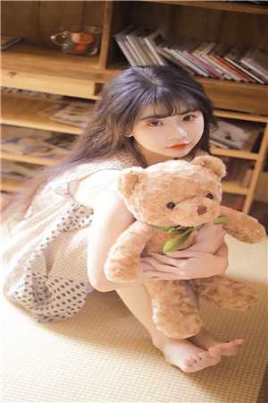 求婚现场，我把未婚妻的位置让给了女秘书