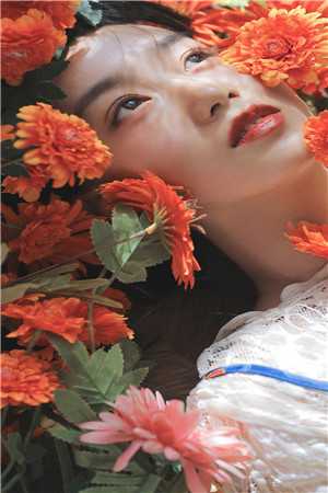 女友为白月光拦我生路后我杀疯了(柳丝丝沈景年)全本免费小说_阅读免费小说女友为白月光拦我生路后我杀疯了柳丝丝沈景年