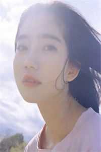 未婚妻白月光得了癌症，她毫不犹豫给他做了试管