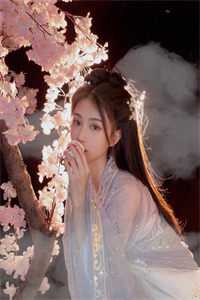 梦璃梦瑶《双生花开，错梦浮生》_(梦璃梦瑶)热门小说